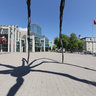 NATIONAL ART GALLERY / MAMAN STATUE