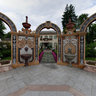 Grand Hotel des Iles Borromees Statues